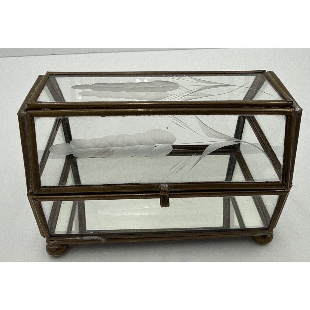 Vintage Etched Floral Glass Brass  Footed Estate Jewelry Trinket‎ Box